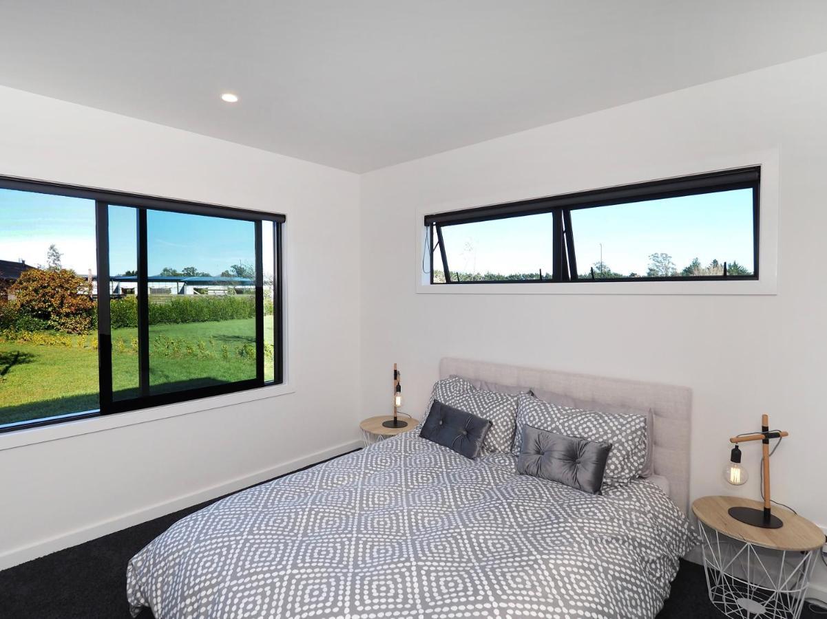 Pinot Longbox - Martinborough Holiday Home Экстерьер фото