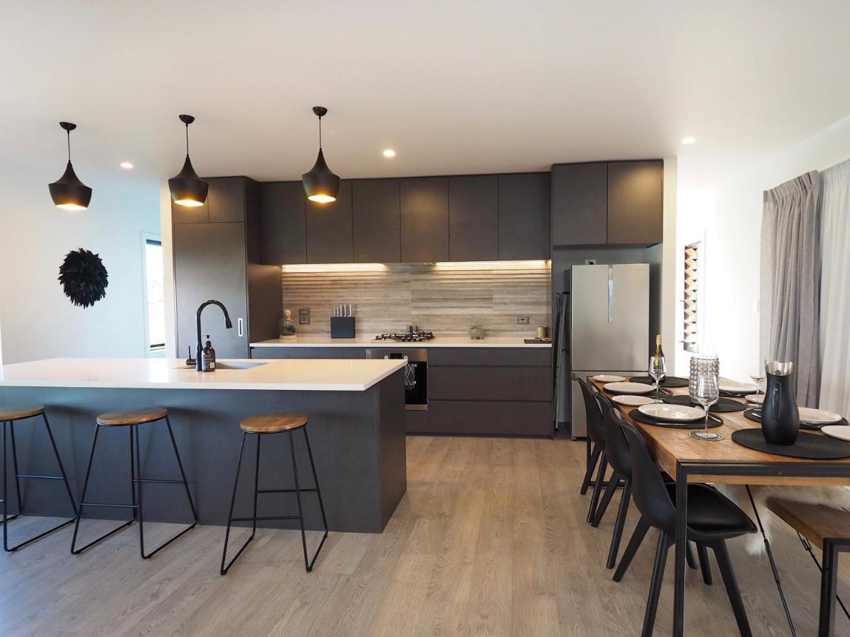 Pinot Longbox - Martinborough Holiday Home Экстерьер фото